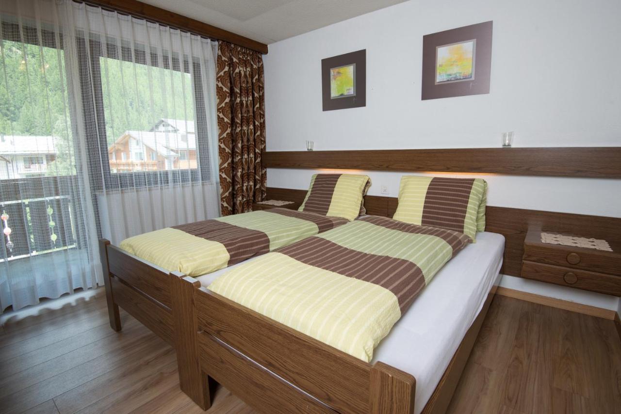 Ferienhaus Adonis 사스그룬트 객실 사진
